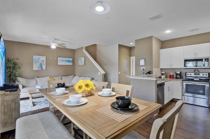 Image No.6-4 Bed Townhouse for sale