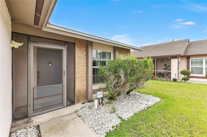 Image No.3-3 Bed House for sale