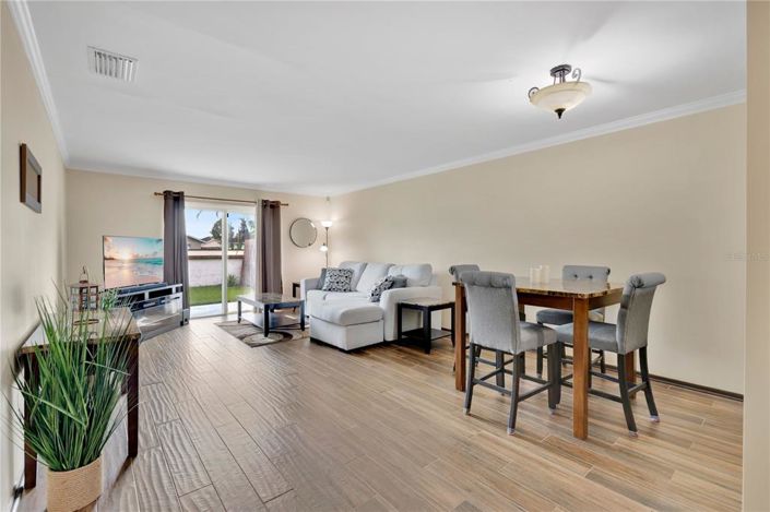 Image No.9-3 Bed House for sale