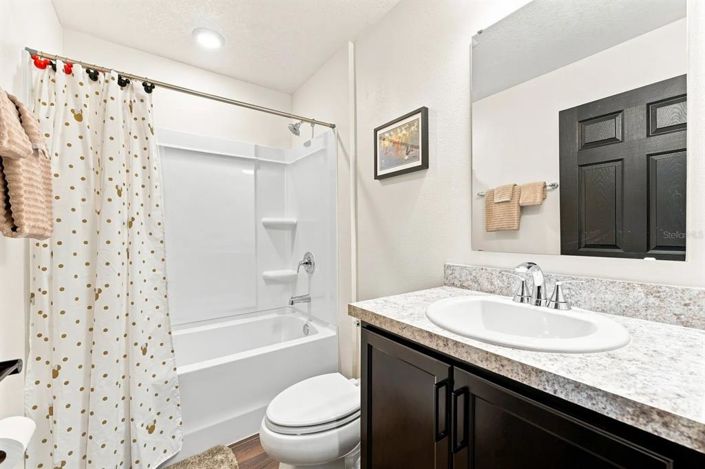 Image No.14-5 Bed House for sale