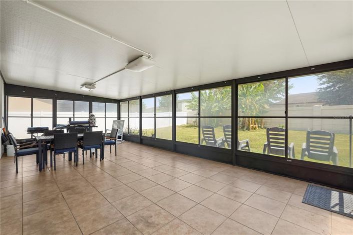 Image No.12-4 Bed House for sale