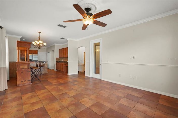 Image No.20-4 Bed House for sale