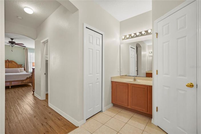 Image No.40-4 Bed House for sale