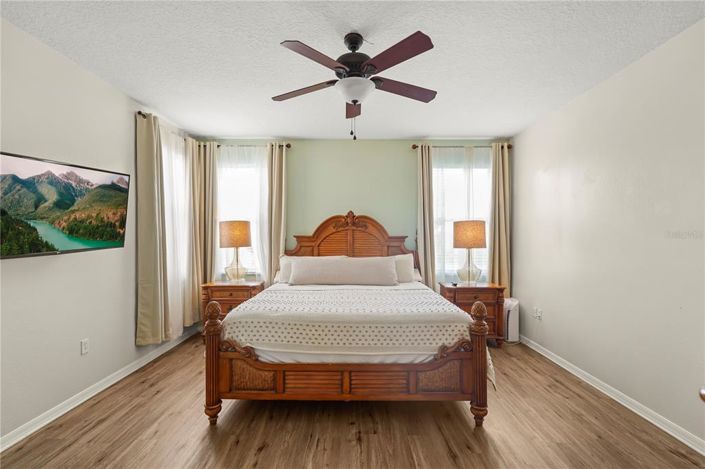 Image No.49-4 Bed House for sale