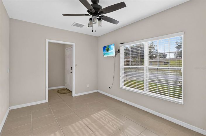 Image No.9-3 Bed House for sale