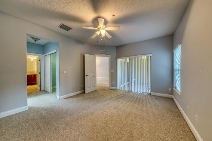 Image No.24-4 Bed Townhouse for sale