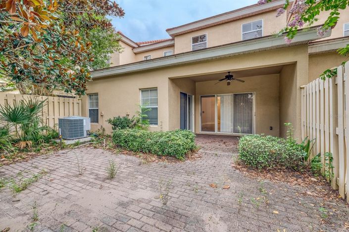 Image No.37-4 Bed Townhouse for sale