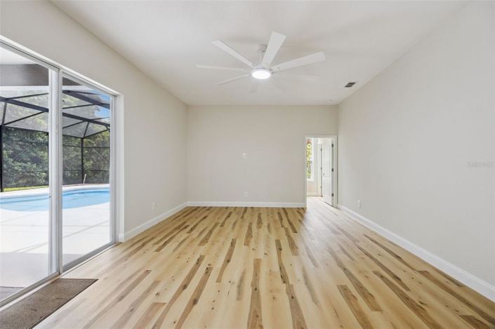 Image No.23-4 Bed House for sale