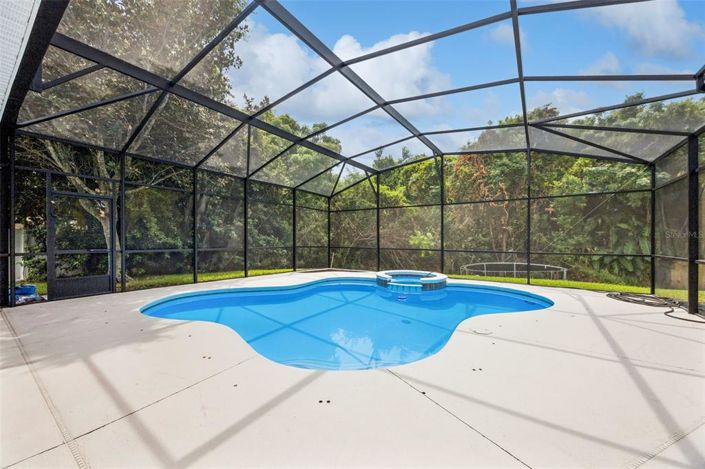 Image No.42-4 Bed House for sale
