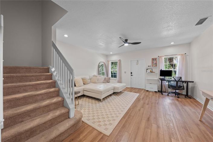 Image No.6-2 Bed Townhouse for sale