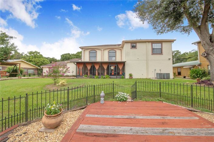 Image No.35-4 Bed House for sale
