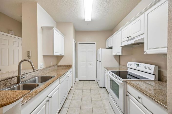 Image No.10-2 Bed Apartment for sale