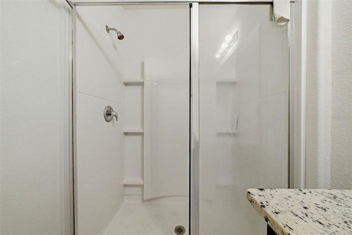 Image No.35-5 Bed Townhouse for sale
