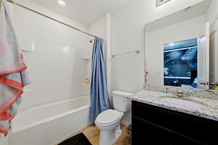 Image No.37-5 Bed Townhouse for sale