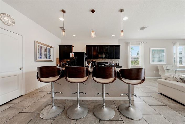 Image No.7-5 Bed Townhouse for sale
