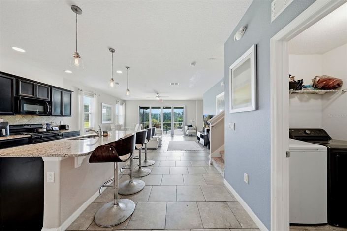 Image No.9-5 Bed Townhouse for sale