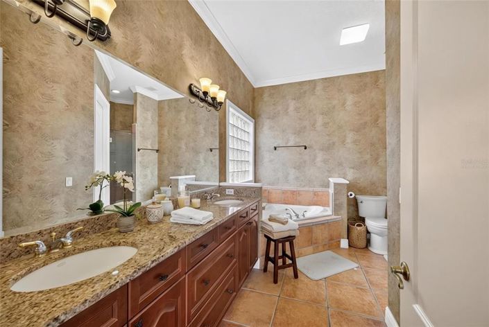 Image No.7-4 Bed House for sale