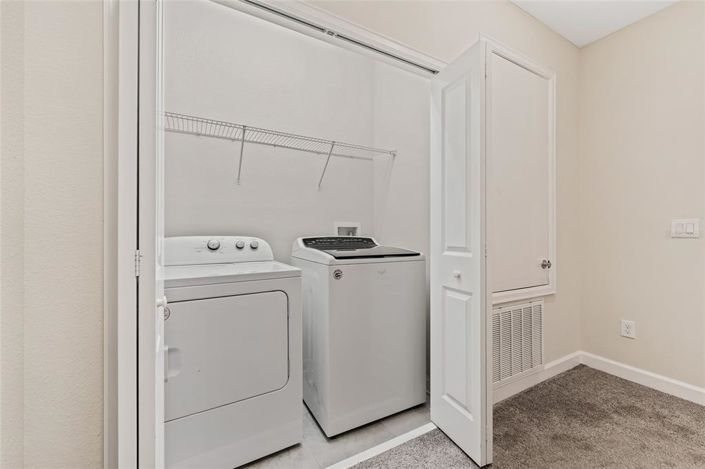 Image No.17-3 Bed Townhouse for sale
