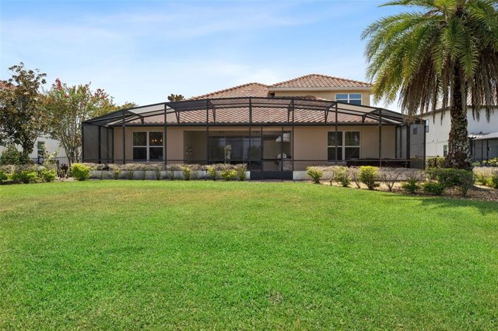 Image No.6-5 Bed House for sale