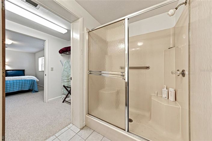 Image No.48-6 Bed House for sale