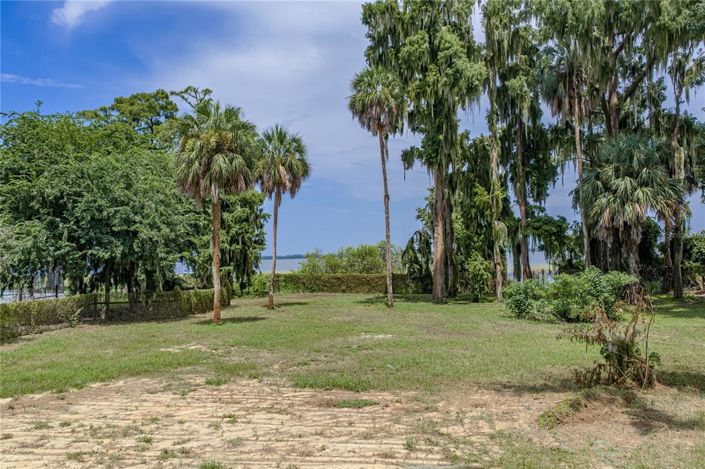Image No.56-6 Bed House for sale