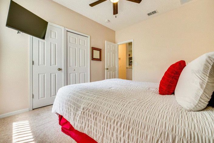 Image No.17-5 Bed House for sale