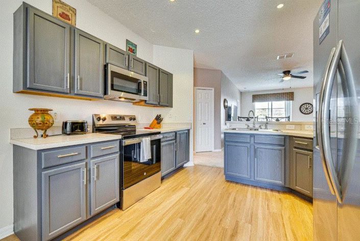 Image No.7-5 Bed House for sale
