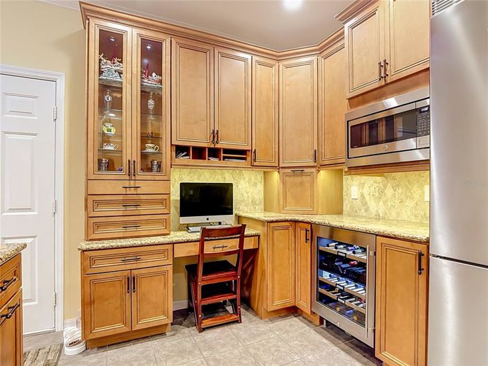 Image No.14-5 Bed House for sale