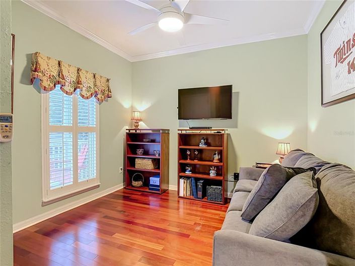 Image No.7-5 Bed House for sale