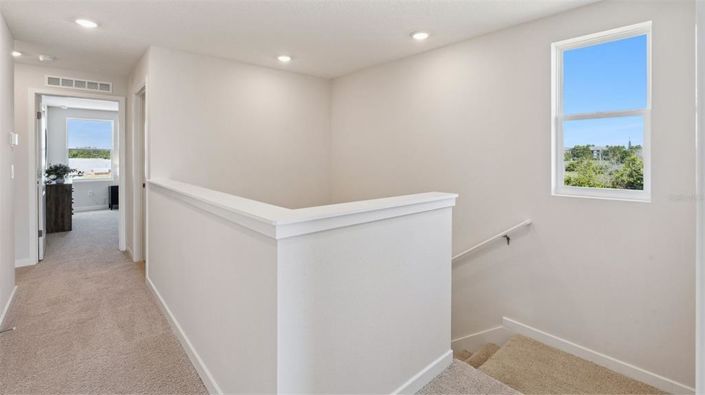 Image No.6-3 Bed Townhouse for sale