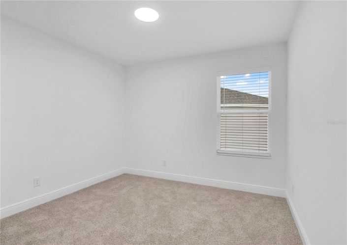 Image No.17-5 Bed House for sale