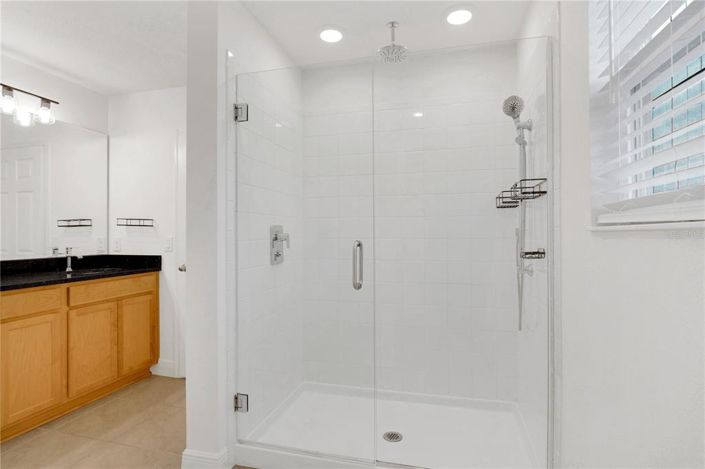 Image No.22-5 Bed House for sale