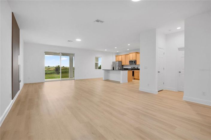 Image No.4-5 Bed House for sale