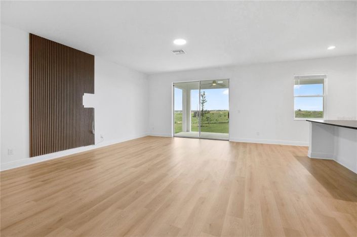 Image No.5-5 Bed House for sale