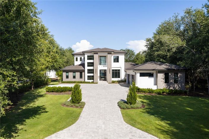 Image No.2-6 Bed House for sale