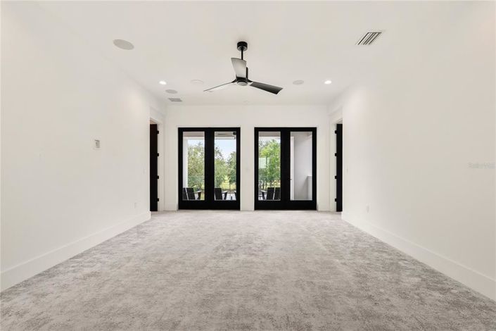 Image No.37-6 Bed House for sale