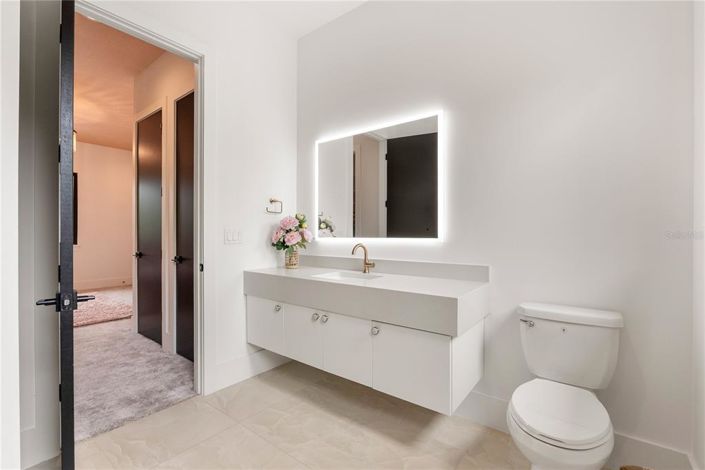 Image No.47-6 Bed House for sale