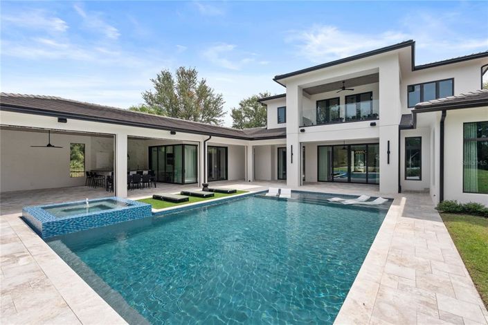 Image No.55-6 Bed House for sale