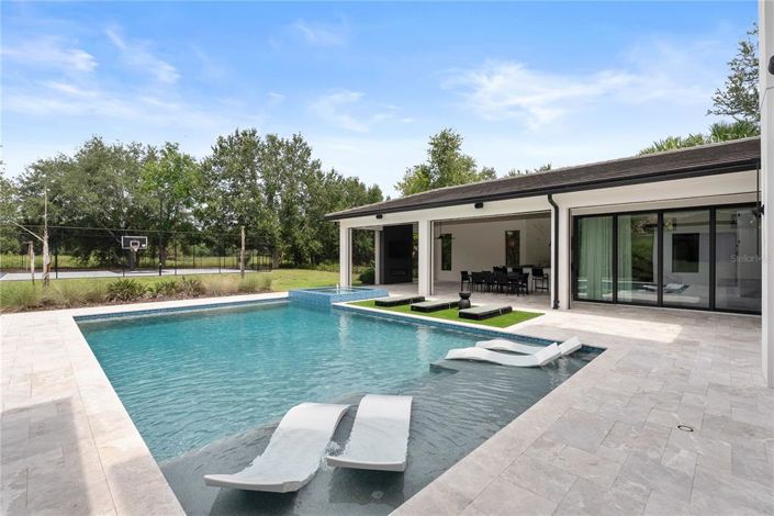 Image No.57-6 Bed House for sale