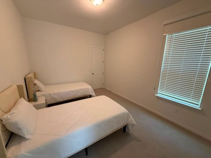 Image No.31-5 Bed House for sale