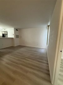 8d076785-253