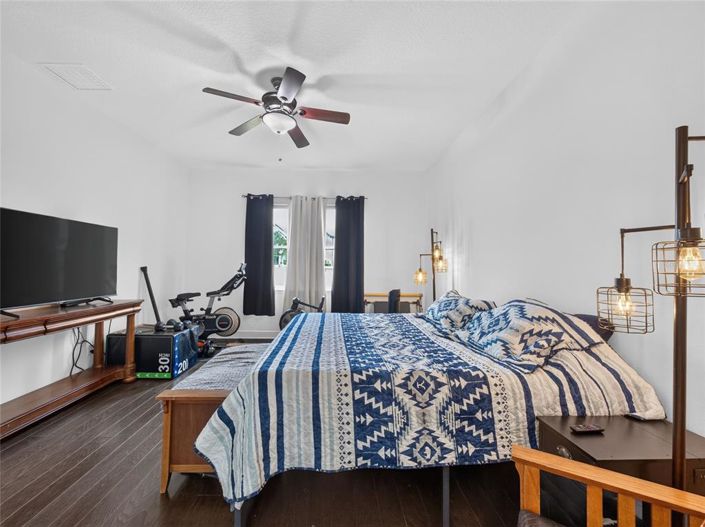 Image No.28-7 Bed House for sale