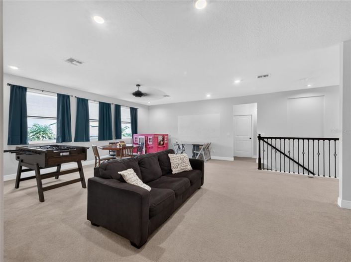 Image No.35-7 Bed House for sale