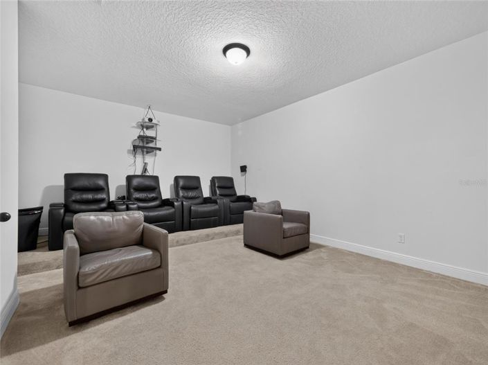Image No.40-7 Bed House for sale