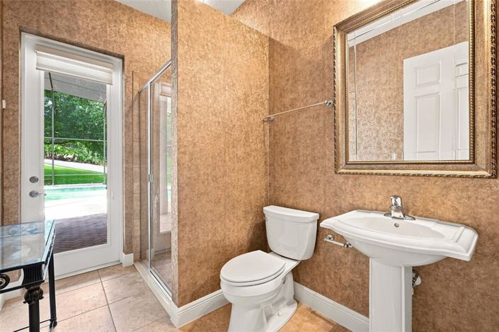 Image No.18-4 Bed House for sale