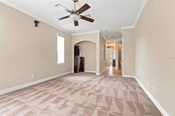 Image No.30-4 Bed House for sale