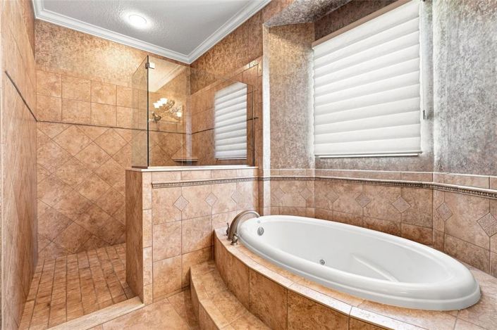 Image No.31-4 Bed House for sale
