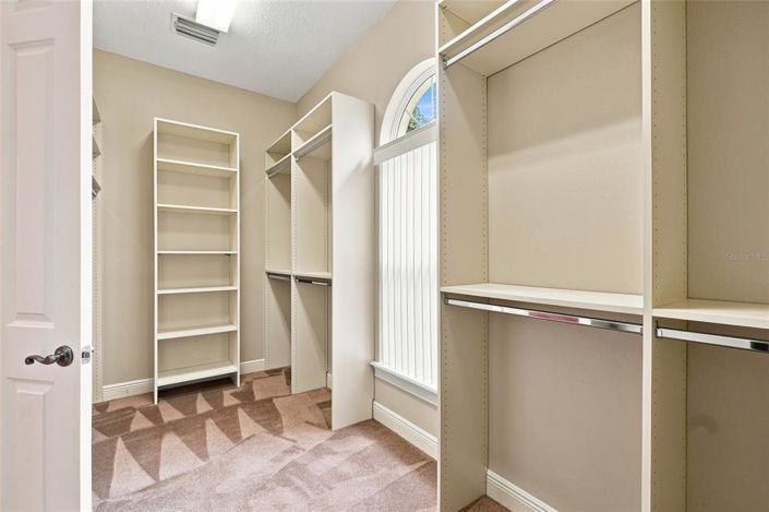 Image No.35-4 Bed House for sale