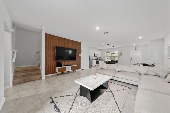 Image No.31-3 Bed Townhouse for sale