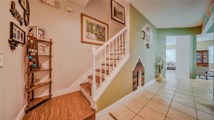 Image No.10-5 Bed House for sale
